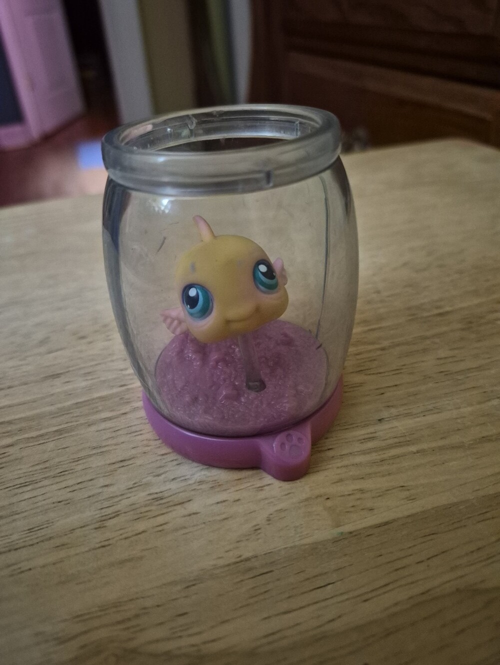 Littlest Pet Shop LPS - #10 Fish in Fishbowl